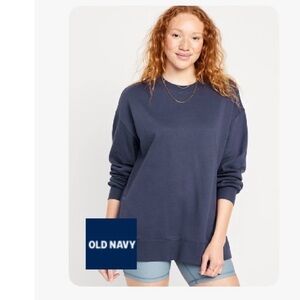 Old navy oversized crewneck has slits on the sides